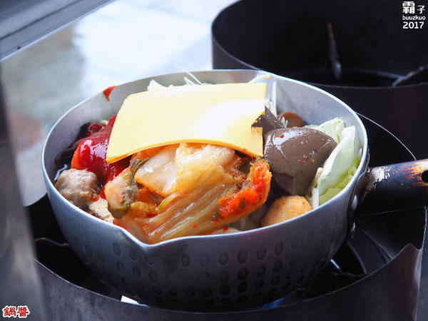 鍋醬平價小火鍋:鍋醬平價小火鍋,潭子火鍋,韓式Double起司鍋配料多多~