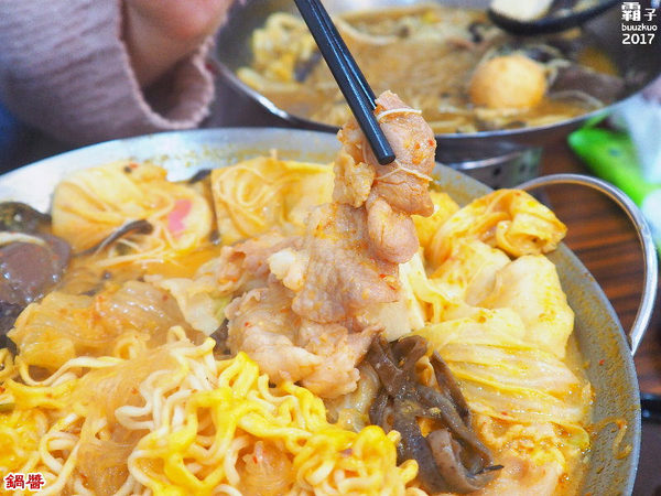 鍋醬平價小火鍋:鍋醬平價小火鍋,潭子火鍋,韓式Double起司鍋配料多多~