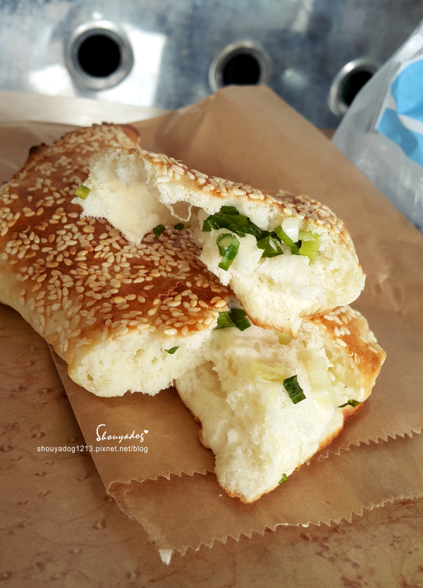 大龍胡椒餅蔥燒餅:【小吃】大龍胡椒餅蔥燒餅 in大龍夜市商圈