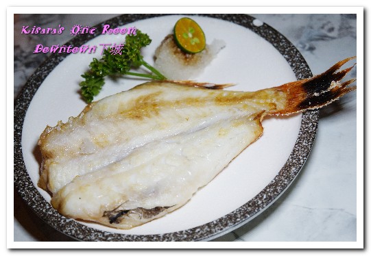 Downtown下城：東區串燒居酒屋．誰說不適合帶女孩兒？最佳約會LOUNGE風時尚居酒屋──Downtown下城