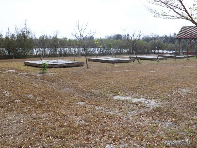 七股鹽山-台南七股/攀爬大鹽山!巨大造景藝術及遊樂設施 - 潔絲蜜愛生活