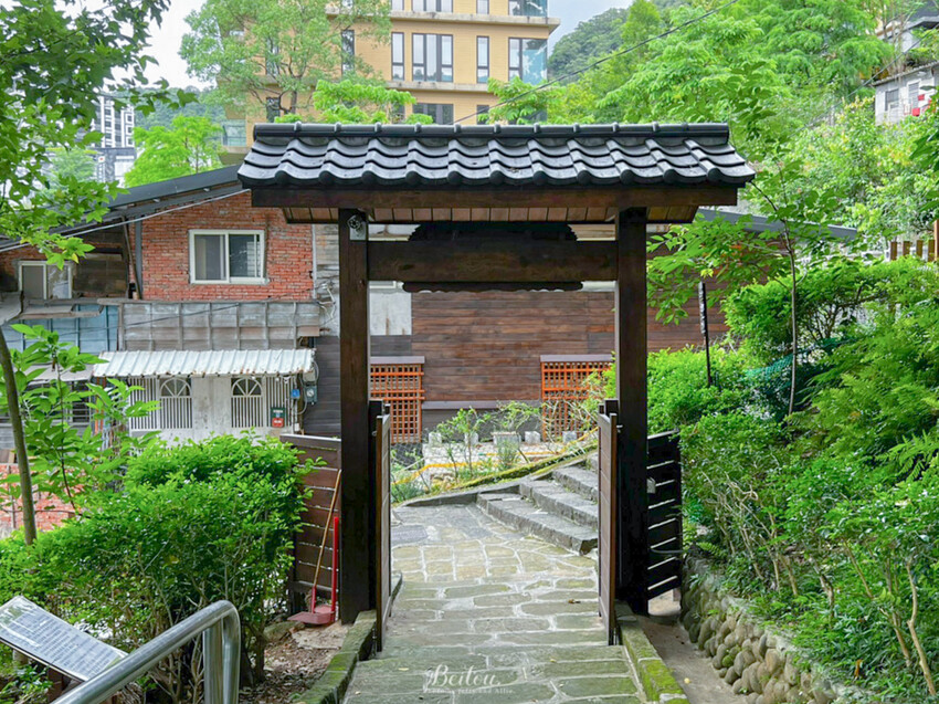 【台北北投景點】北投一日遊9大景點，散步綠蔭古蹟建築，溫泉美食的療癒之旅！