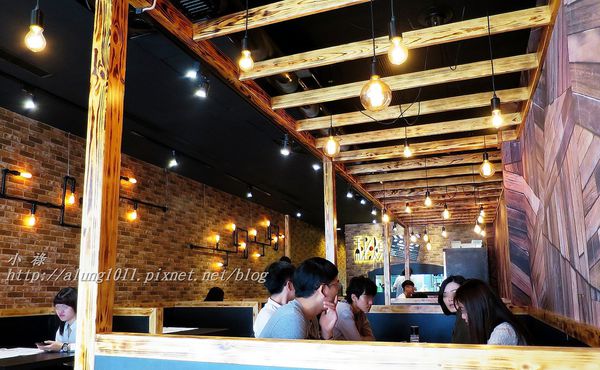 秘燒MEAT SHOW時尚岩燒牛排：秘燒MEAT SHOW時尚岩燒牛排