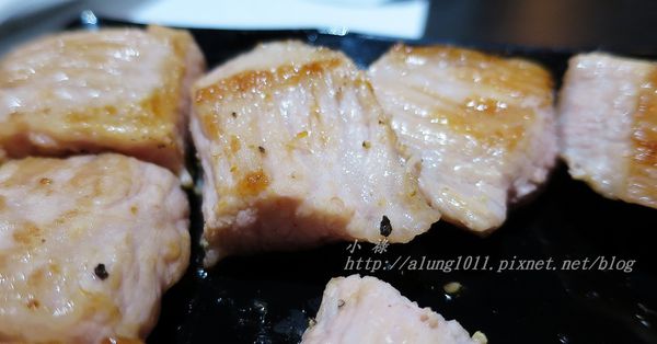 秘燒MEAT SHOW時尚岩燒牛排：秘燒MEAT SHOW時尚岩燒牛排