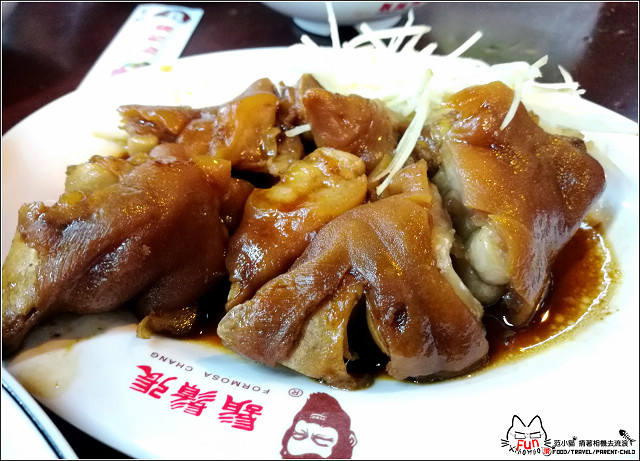 鬍鬚張魯肉飯 (12).jpg