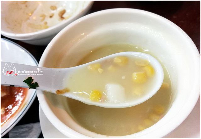 鬍鬚張魯肉飯 (17).jpg