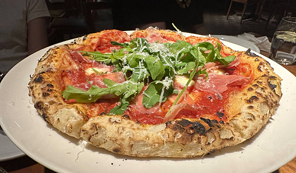 [台北西式]松山區南京復興站「 Rosmarino Spec