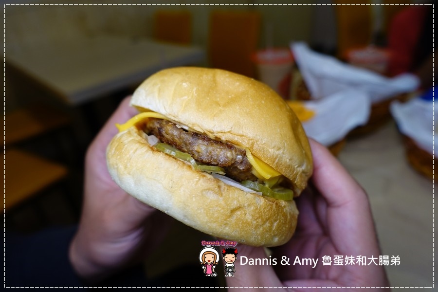 20170325《新竹早餐店》早安美芝城-新竹活力湳雅店x牛肉漢堡新品上市嘗鮮︱湳雅大潤發附近（影片） (36).jpg