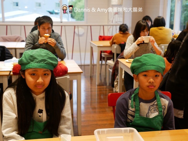 《新竹美食》亞尼克菓子工房-新竹竹北店。親子DIY。新竹限定口味生乳捲。新品分享隨享卡優惠︱ 影片 《新竹美食》亞尼克菓子工房-新竹竹北店。親子DIY。新竹限定口味生乳捲。新品分享隨享卡優惠︱ 影片