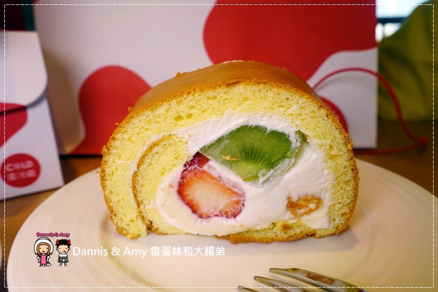 20170403《新竹竹北美食》亞尼克竹北店41~48試營運‧49開幕。團購美食亞尼克生乳捲。親子甜點DIY︱ 開幕優惠每月優惠分享。內用外帶皆可 （現場影片） (6).jpg