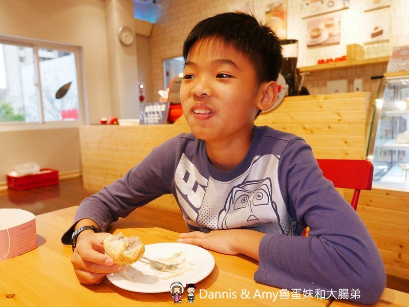 《新竹美食》亞尼克菓子工房-新竹竹北店。親子DIY。新竹限定口味生乳捲。新品分享隨享卡優惠︱ 影片 《新竹美食》亞尼克菓子工房-新竹竹北店。親子DIY。新竹限定口味生乳捲。新品分享隨享卡優惠︱ 影片