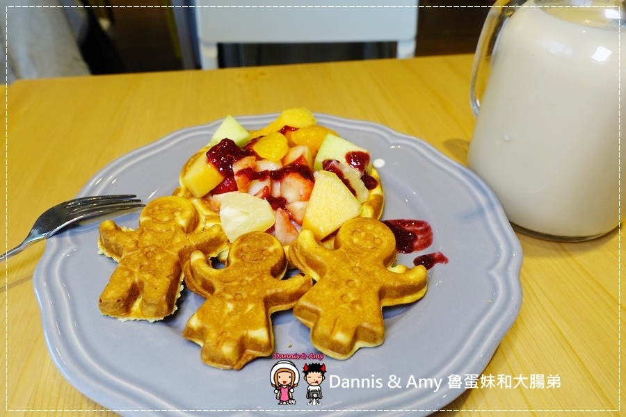 20170403《新竹竹北美食》亞尼克竹北店41~48試營運‧49開幕。團購美食亞尼克生乳捲。親子甜點DIY︱ 開幕優惠每月優惠分享。內用外帶皆可 （現場影片） (26).jpg