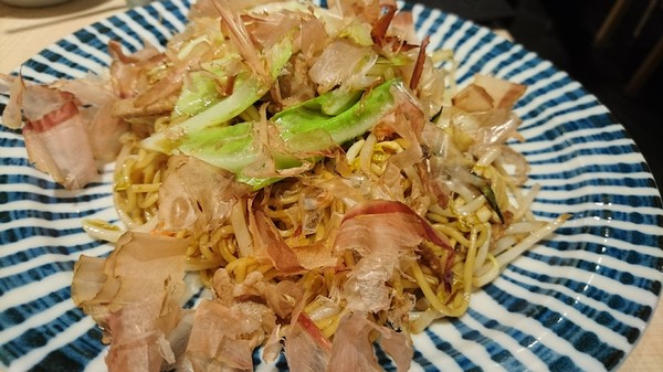 餃子の王將-台灣一號店:高雄漢神巨蛋~餃子の 王將~台灣1號日本直營店~引以為豪的日式煎餃~攻佔你我的味蕾~