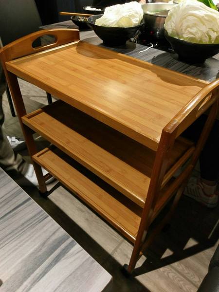 湯正黑潮涮涮：湯正黑潮涮涮-新莊真材實料火鍋  海產新鮮看的見  肉片也是超霸氣  份量絕對大到你不要不要的