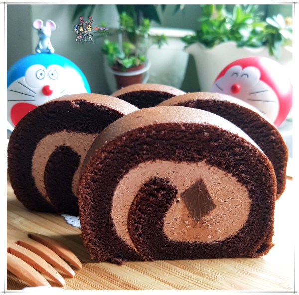 桃園美食,全聯,全聯甜點,Hershey’s巧克力,巧克力甜點,巧克力燒,草莓蛋糕,草莓季