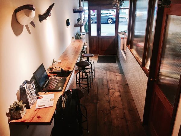 捷運江子翠站✿ 藍色微光 One Earth Café✿ 優雅恬淡的轉角咖啡廳~超驚豔山丘上的暖陽與檸夏 !