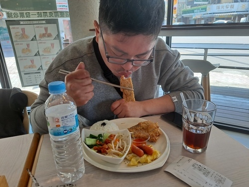 枋寮車站 (18).jpg - 枋寮車站 韭菜盒子 枋寮車站 (18).jpg - 枋寮車站 韭菜盒子