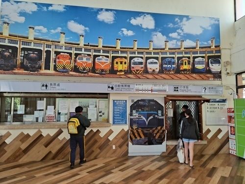 枋寮車站 (8).jpg - 枋寮車站 韭菜盒子 枋寮車站 (8).jpg - 枋寮車站 韭菜盒子