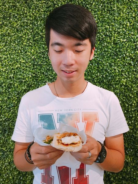 { 台北。信義}藝人吳宗憲從高雄左營帶來的美味，傳說中的平價奢華早餐王家口袋燒餅 Pocket Wang，＠蛋白植的饕客食堂