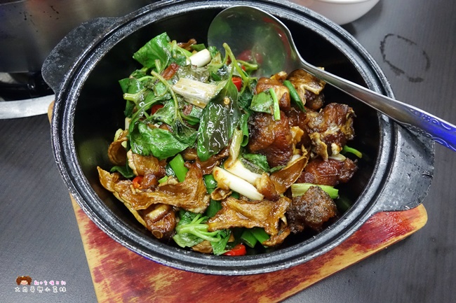 甕霸王甕仔雞熱炒 (1).JPG