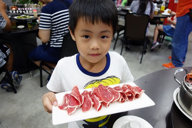 甕霸王甕仔雞 海鮮塔 (9).JPG