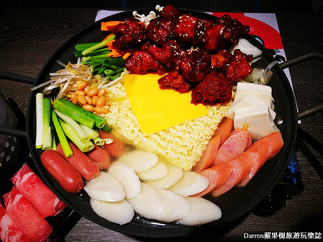 『桃園中壢韓式料理餐廳』釜山拉麵人氣店(中壢店)★每日限量超人氣龍蝦拉麵霸氣登場/肋排拉麵烤雞拉麵部隊鍋起司年糕鍋霸氣出擊
