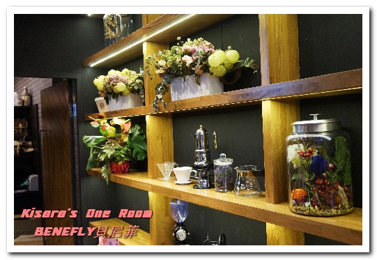 Benefly貝尼菲Coffee:士林夜市冷飲.令人無法不拿出手機打卡的美麗漸層飲──BENEFLY貝尼菲