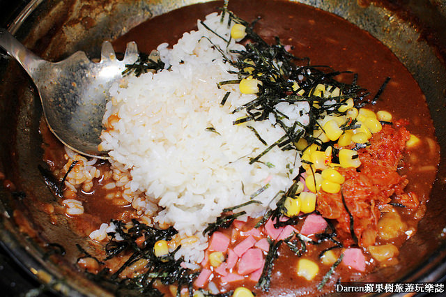 『台北捷運忠孝復興站美食』兩餐韓國年糕火鍋吃到飽(忠孝店)★吃到飽只要299平日四人同行一人免費吃到飽CP值破錶