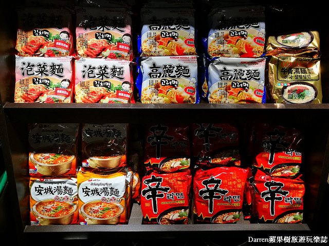 『台北捷運忠孝復興站美食』兩餐韓國年糕火鍋吃到飽(忠孝店)★吃到飽只要299平日四人同行一人免費吃到飽CP值破錶