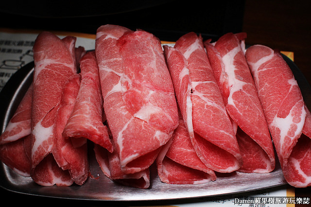 『台北捷運忠孝復興站美食』兩餐韓國年糕火鍋吃到飽(忠孝店)★吃到飽只要299平日四人同行一人免費吃到飽CP值破錶