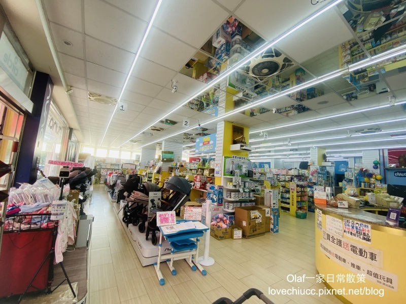 【親子育兒】台中太平『嬰兒寶婦嬰用品專賣店』附免費停車場 可試騎腳踏車 一次購足嬰兒小孩用品、食品 台中哺育用品 平價嬰兒用品