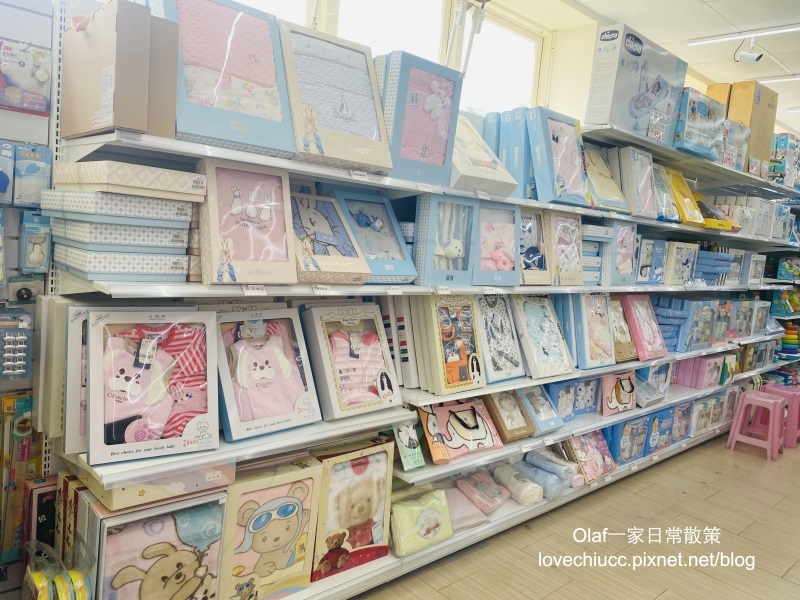 【親子育兒】台中太平『嬰兒寶婦嬰用品專賣店』附免費停車場 可試騎腳踏車 一次購足嬰兒小孩用品、食品 台中哺育用品 平價嬰兒用品