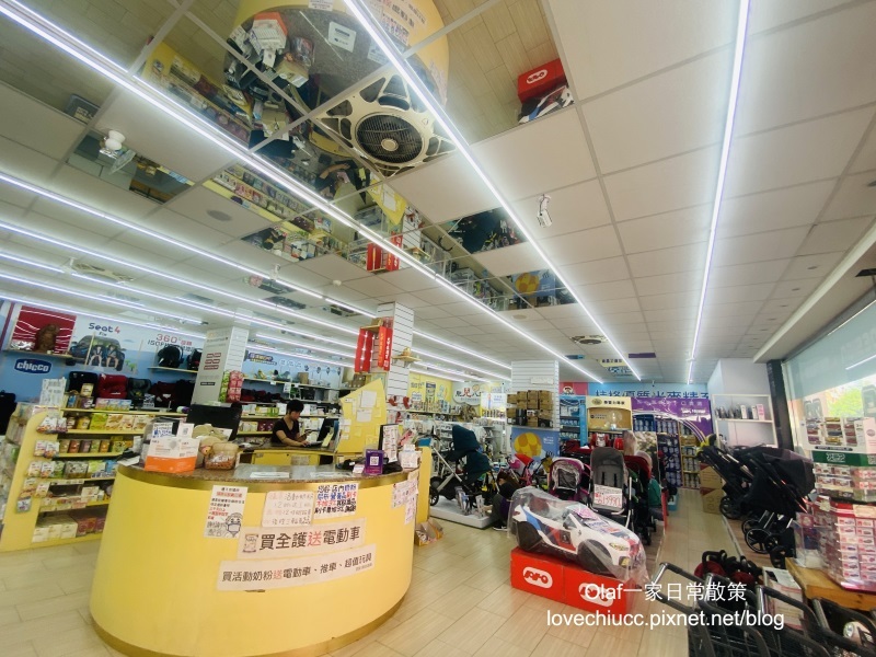 【親子育兒】台中太平『嬰兒寶婦嬰用品專賣店』附免費停車場 可試騎腳踏車 一次購足嬰兒小孩用品、食品 台中哺育用品 平價嬰兒用品