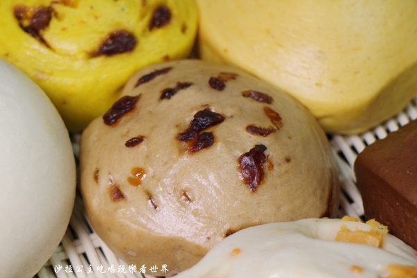 鑽石南瓜糕：北投石牌商城巷弄裡的得獎美食『鑽石南瓜糕』手工造型饅頭/包子/阿財鍋貼旁/宅配美食/捷運石牌站