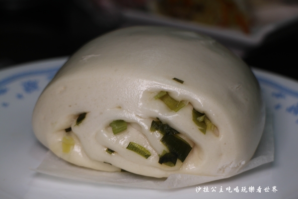 鑽石南瓜糕：北投石牌商城巷弄裡的得獎美食『鑽石南瓜糕』手工造型饅頭/包子/阿財鍋貼旁/宅配美食/捷運石牌站