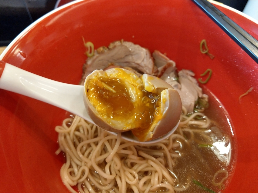 [Tsuta蔦拉麵]日本連續四年米其林拉麵, 令人驚豔於拉麵湯頭能有這樣的結合