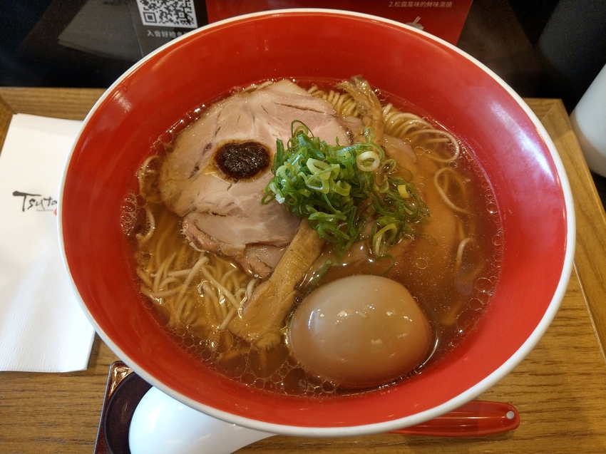 [Tsuta蔦拉麵]日本連續四年米其林拉麵, 令人驚豔於拉麵湯頭能有這樣的結合