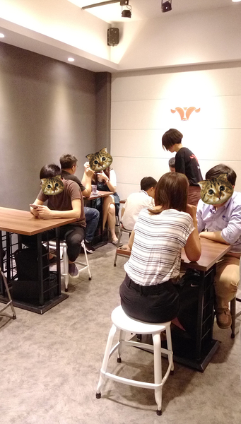 初牛(公館店)：台北公館 初牛 厚切牛排丼 味增湯喝到飽  吃丼飯的好選擇