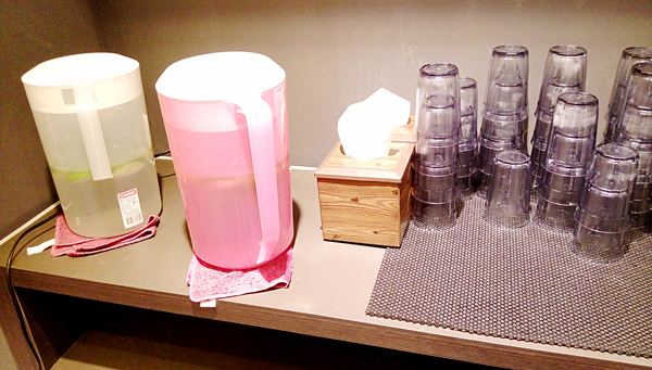 初牛(公館店)：台北公館 初牛 厚切牛排丼 味增湯喝到飽  吃丼飯的好選擇