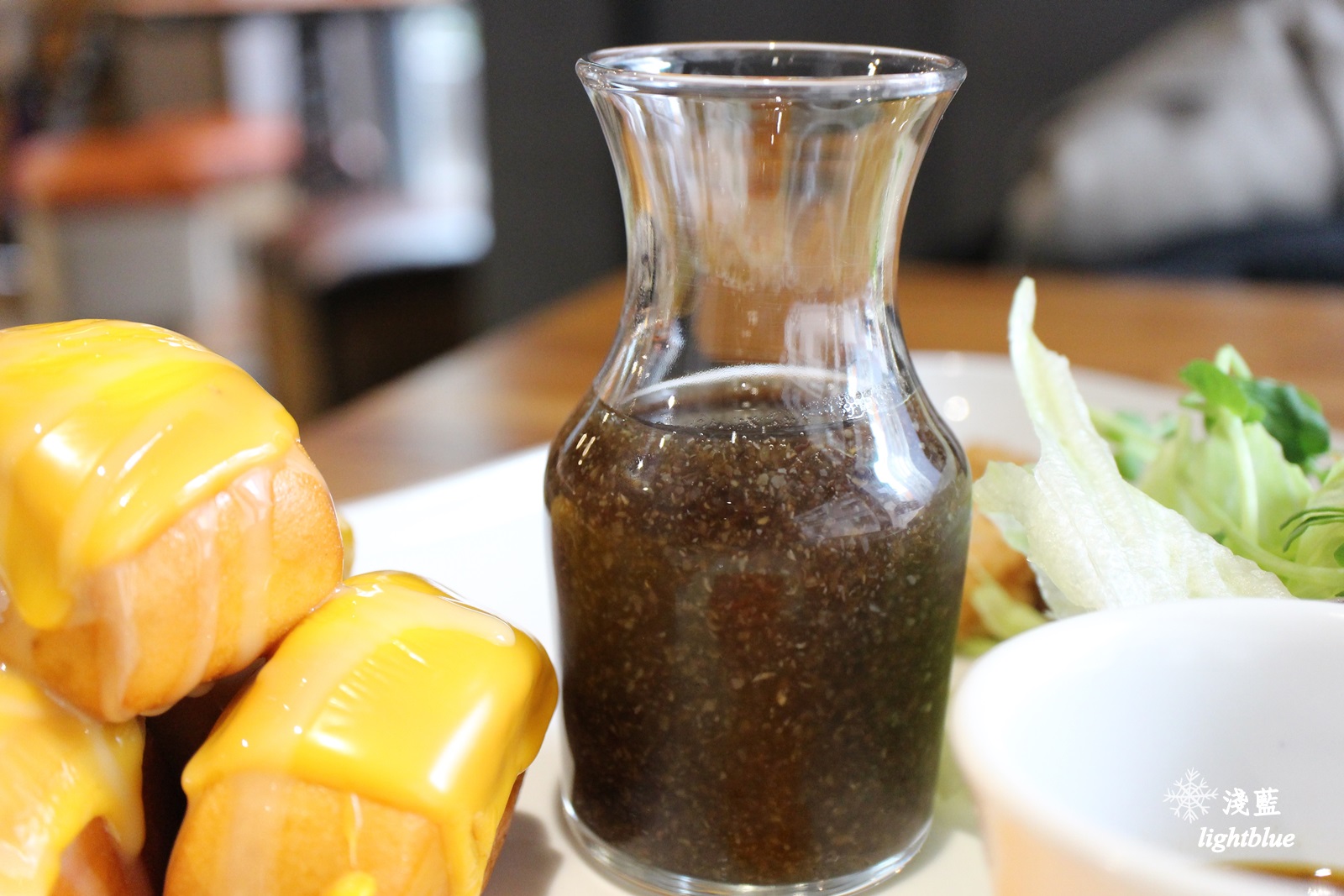 [ 南京復興站美食 ] 淺藍 × 小小  LITTLE BY LITTLE～全日早午餐，免費wifi插座不限時