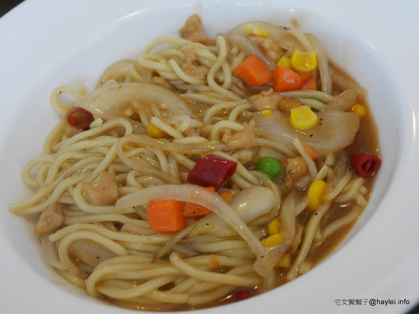 麥味登_員林成功店:彰化員林早餐 麥味登員林成功店 多樣精緻早午餐任君選擇的社區小店 推薦創意主餐溶岩起士牛肉堡套餐