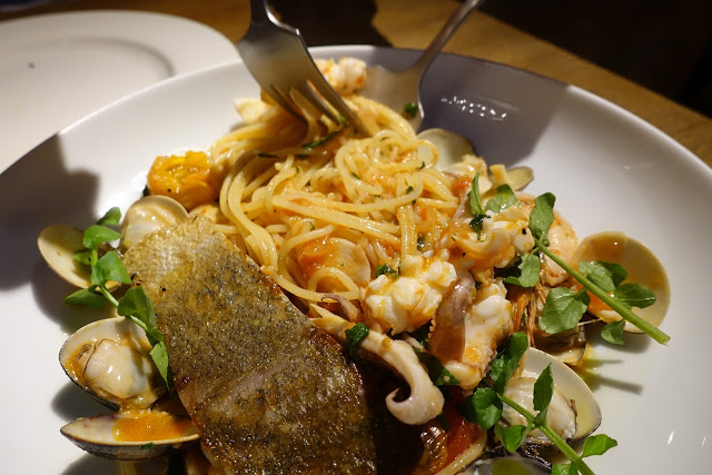 [食記] 新竹 波諾義大利料理 Buono Bella Italian Restaurant。西西里漁夫海鮮茄汁義大利麵、夏威夷披薩! 令人驚豔的義大利料理!