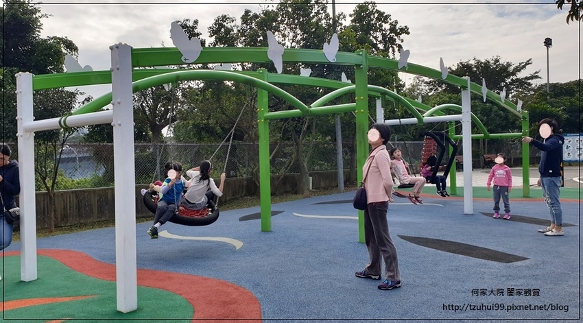 林口樂活公園(捷運車廂公園)特色公園+共融公園+特色溜滑梯 29.jpg