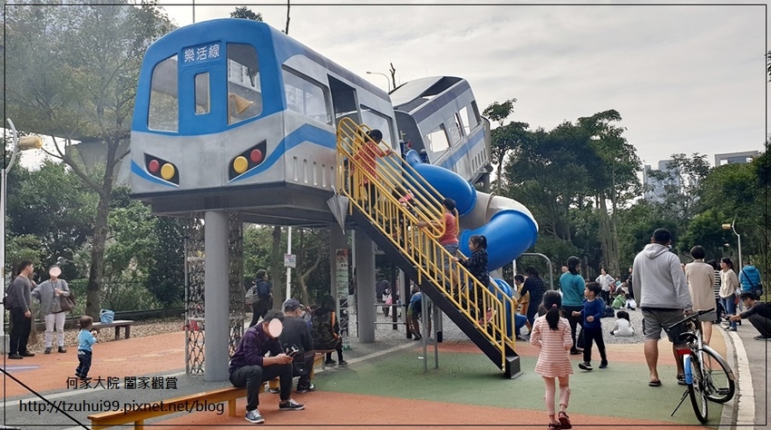 林口樂活公園(捷運車廂公園)特色公園+共融公園+特色溜滑梯 13.jpg