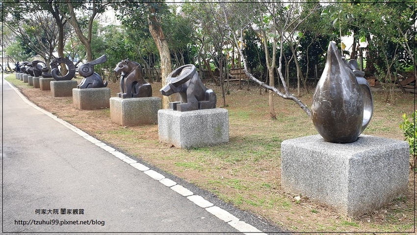 林口樂活公園(捷運車廂公園)特色公園+共融公園+特色溜滑梯 20.jpg