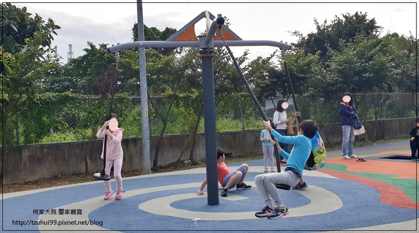 林口樂活公園(捷運車廂公園)特色公園+共融公園+特色溜滑梯 27.jpg