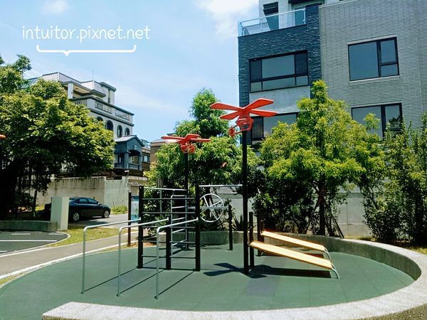 林口樂活公園成人健體設備1.jpg 林口樂活公園成人健體設備1.jpg