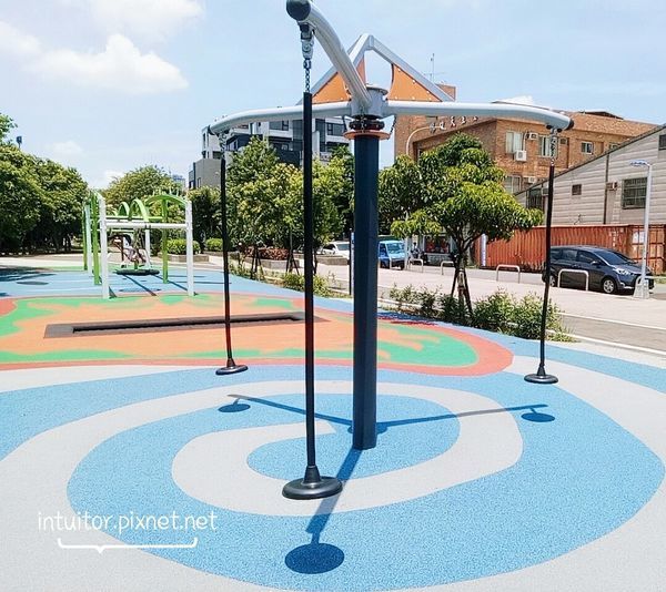 林口樂活公園旋轉溜索.jpg 林口樂活公園旋轉溜索.jpg