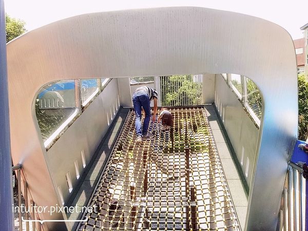 林口樂活公園捷運車廂遊具3.jpg 林口樂活公園捷運車廂遊具3.jpg