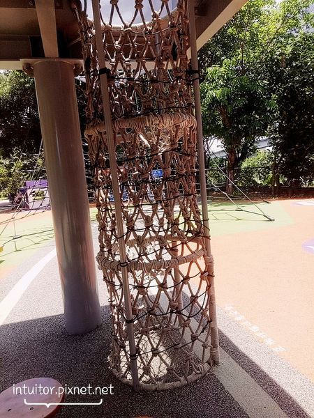 林口樂活公園鑽籠.jpg 林口樂活公園鑽籠.jpg